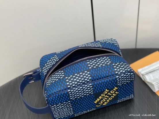 Official oldcobbler bag-23*13*12CM LOCKER LOUIS VUITTON DOPP KIT 0817